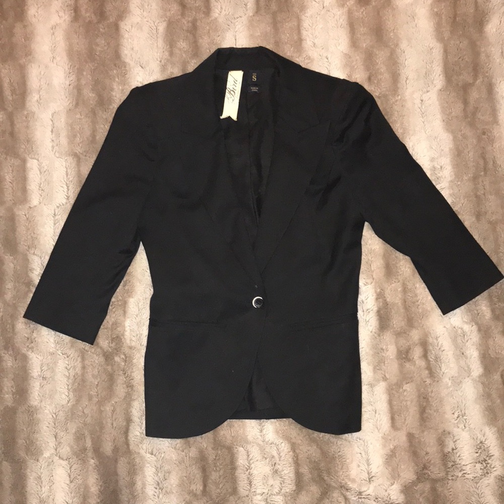 🗣 Last Call - Juicy Couture black blazer